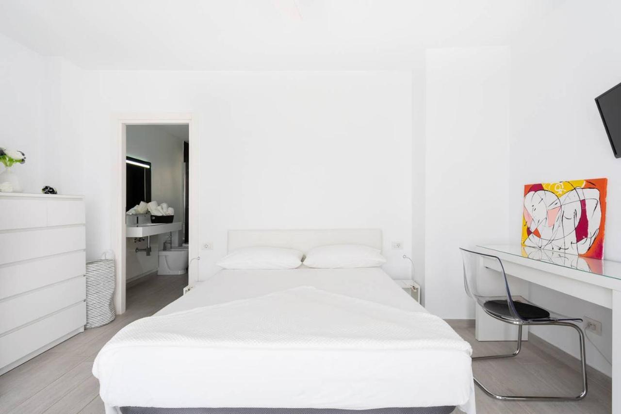 Appartement The White Heart House - Attic Sea View à Los Cristianos  Extérieur photo